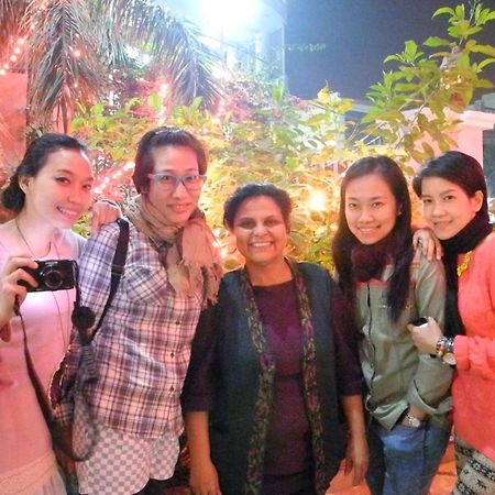 Sai Home Stay Bed & Breakfast- Near Tajmahal アーグラ エクステリア 写真