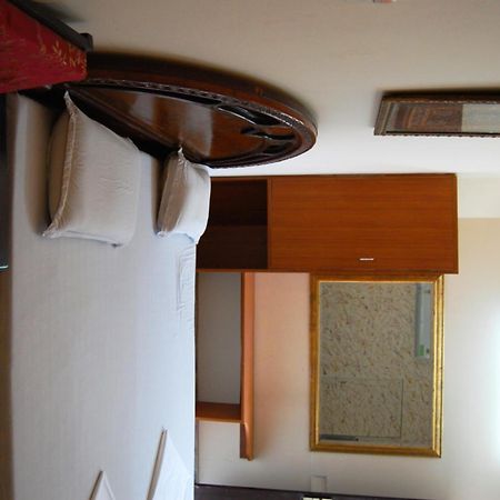Sai Home Stay Bed & Breakfast- Near Tajmahal アーグラ エクステリア 写真