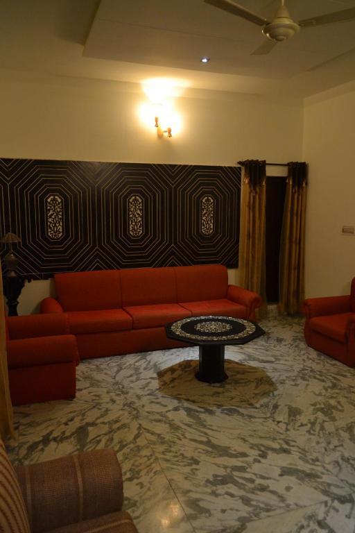 Sai Home Stay Bed & Breakfast- Near Tajmahal アーグラ エクステリア 写真