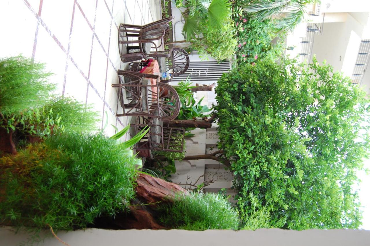 Sai Home Stay Bed & Breakfast- Near Tajmahal アーグラ エクステリア 写真