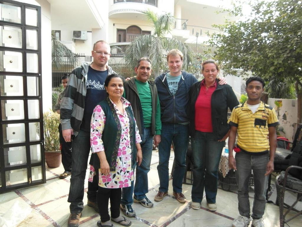Sai Home Stay Bed & Breakfast- Near Tajmahal アーグラ エクステリア 写真