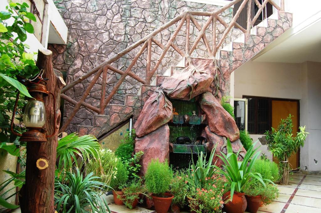 Sai Home Stay Bed & Breakfast- Near Tajmahal アーグラ エクステリア 写真
