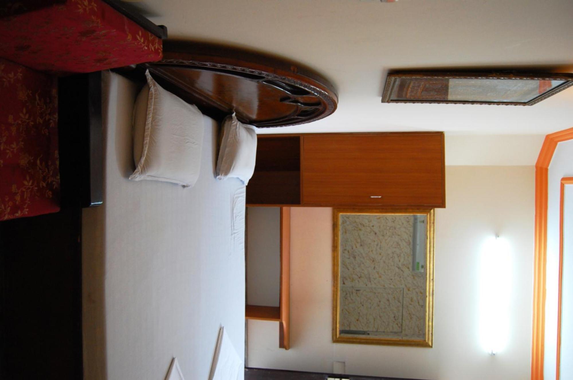 Sai Home Stay Bed & Breakfast- Near Tajmahal アーグラ エクステリア 写真